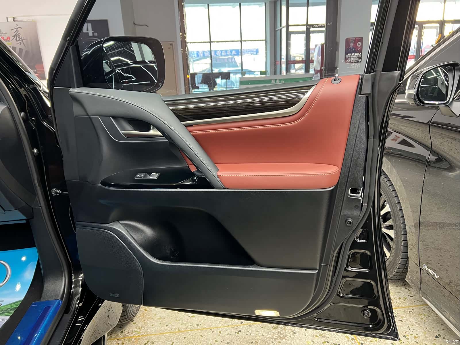 Lexus LX, 2020 29