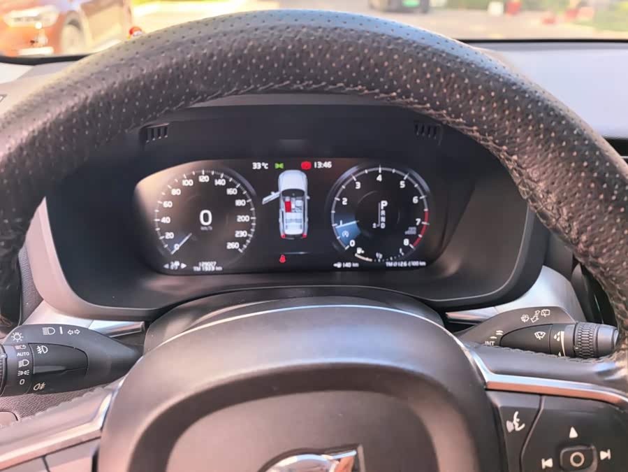 Volvo XC60 2019, фото 14