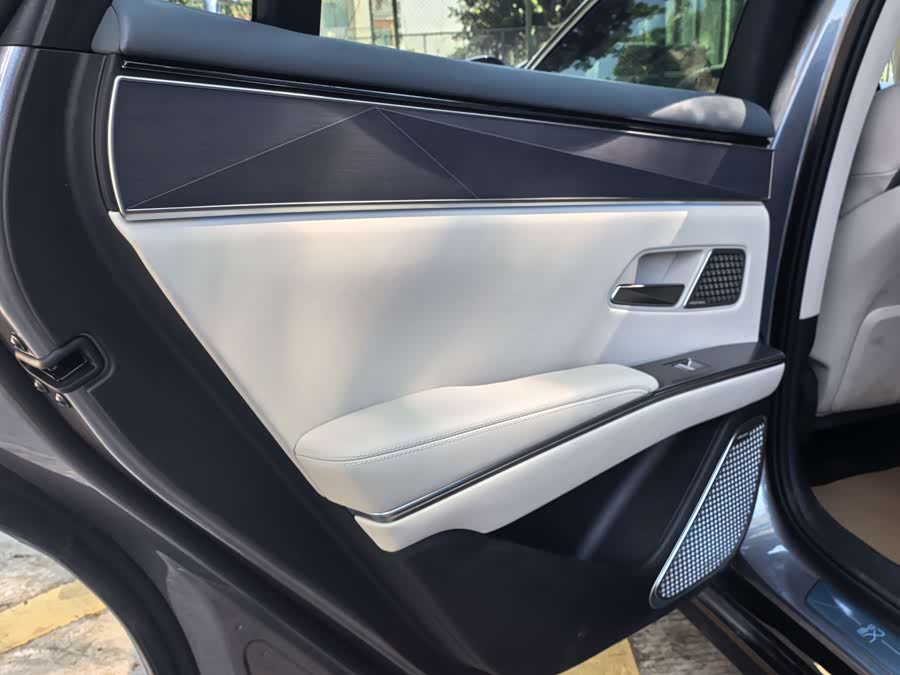 BYD Han L 2025, фото 10