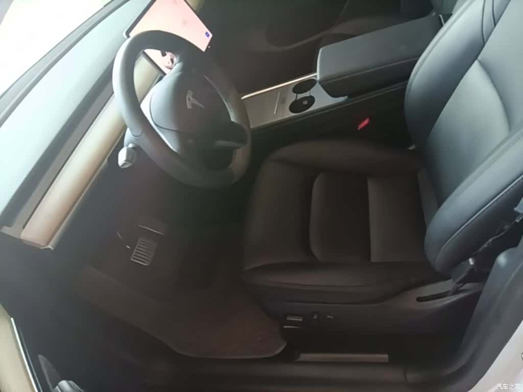 Tesla Model Y, 2021 15