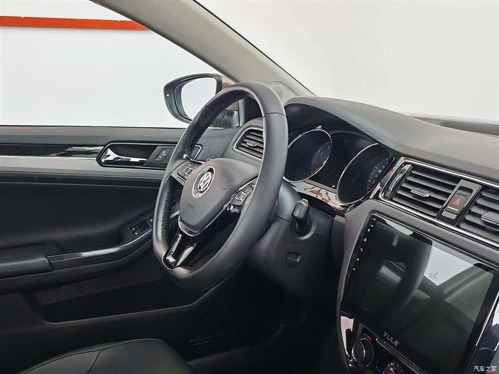 Volkswagen Sagitar, 2018 22