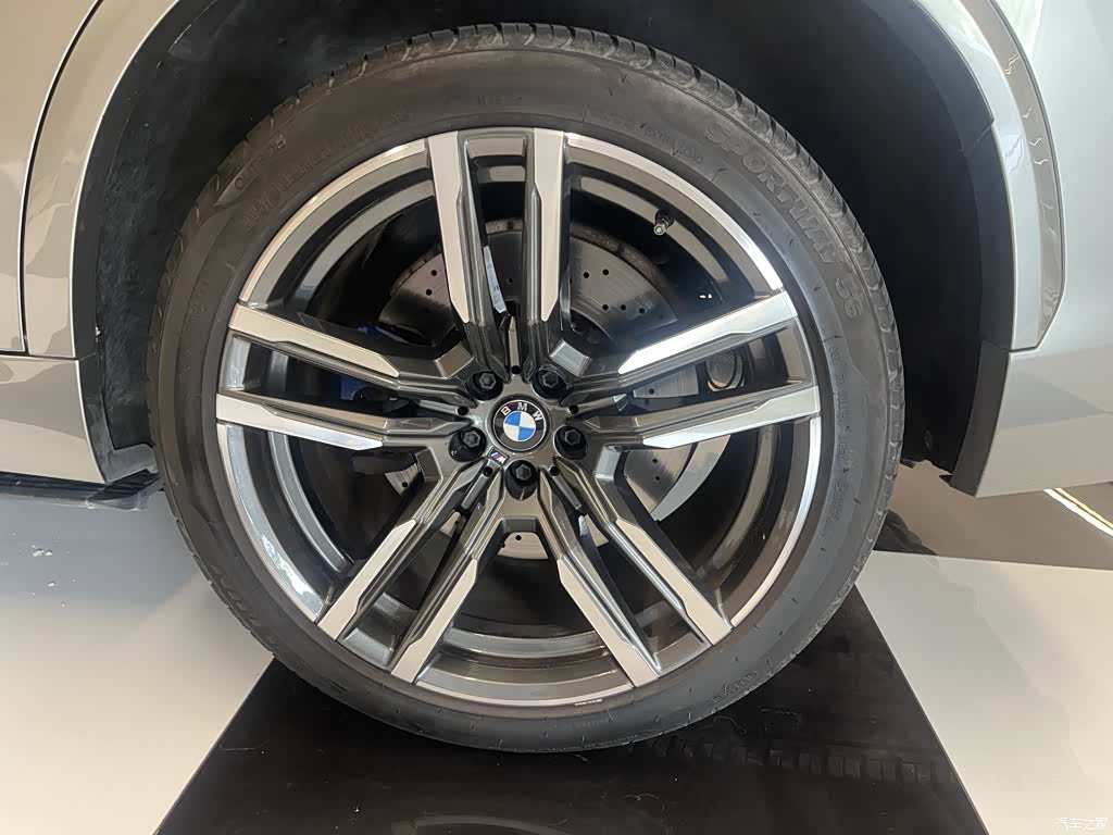BMW X5, 2021 11