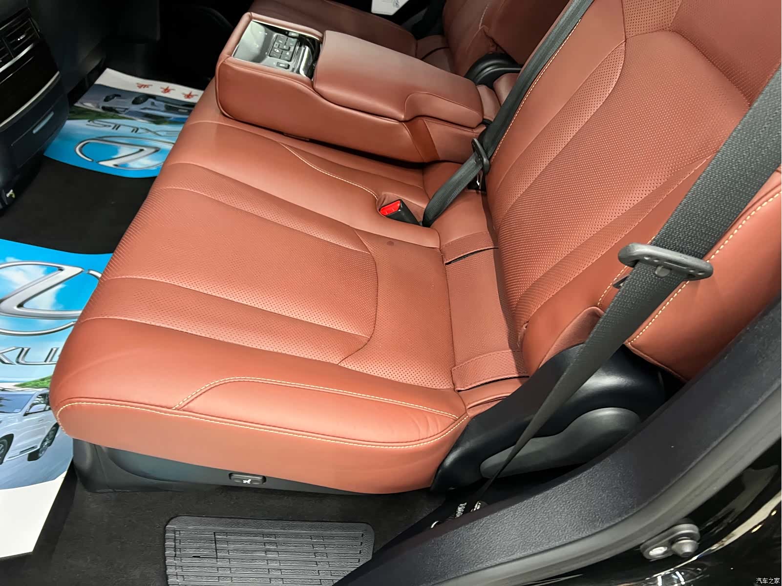 Lexus LX, 2020 21