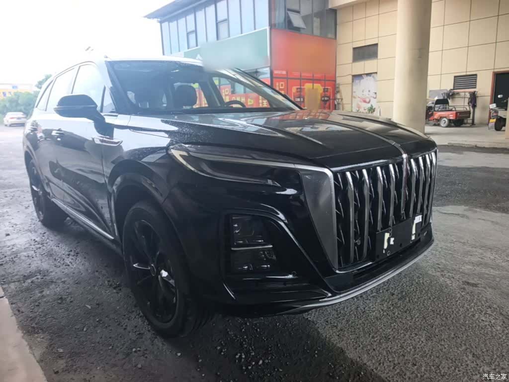 Hongqi HS3, 2026 4