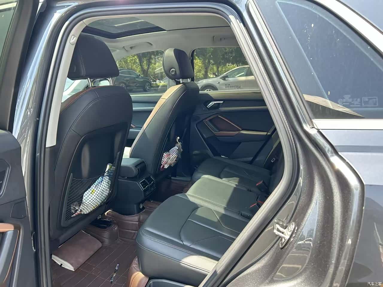 Audi Q3, 2022 все фото