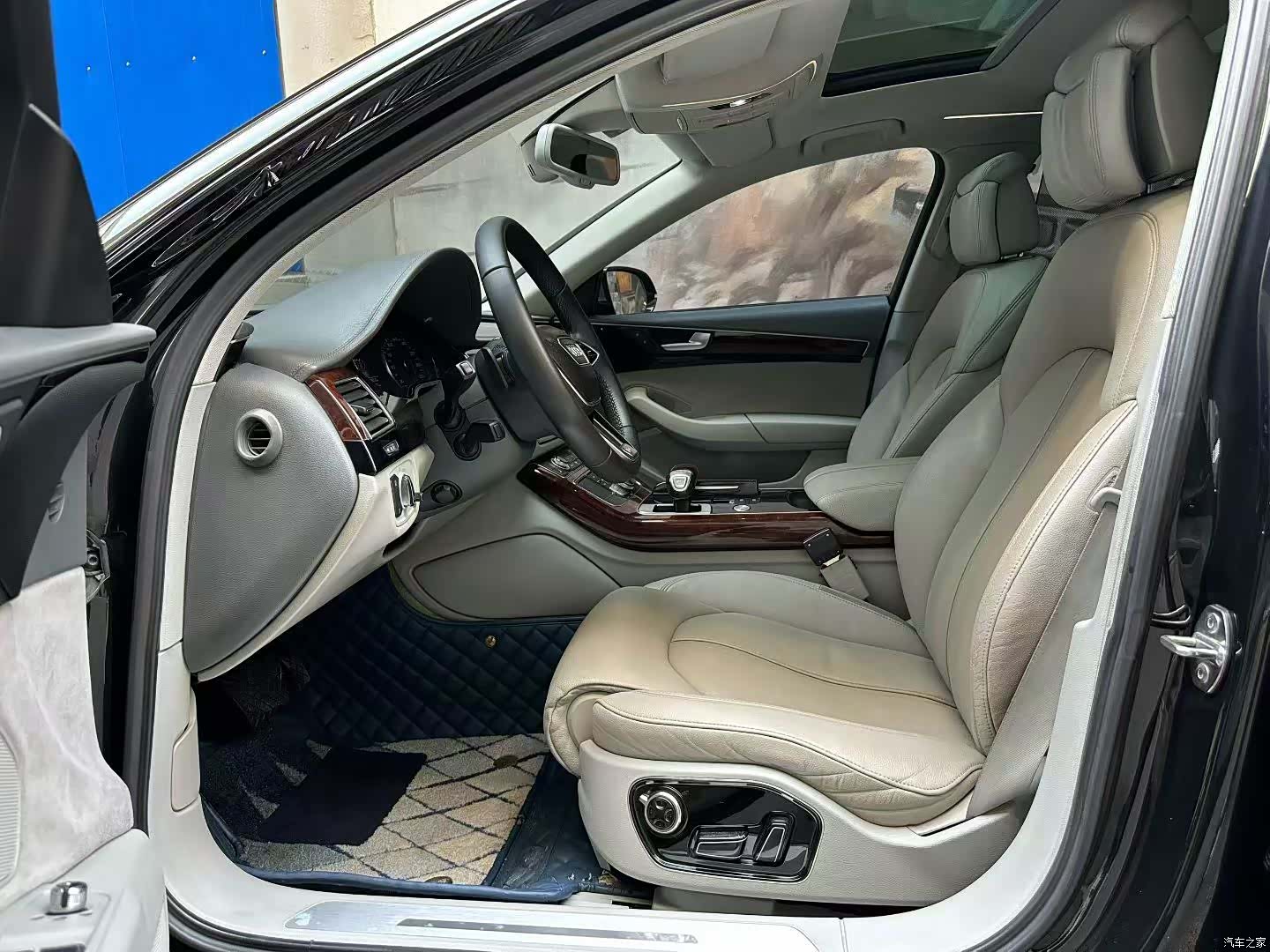 Audi A8L, 2011 6