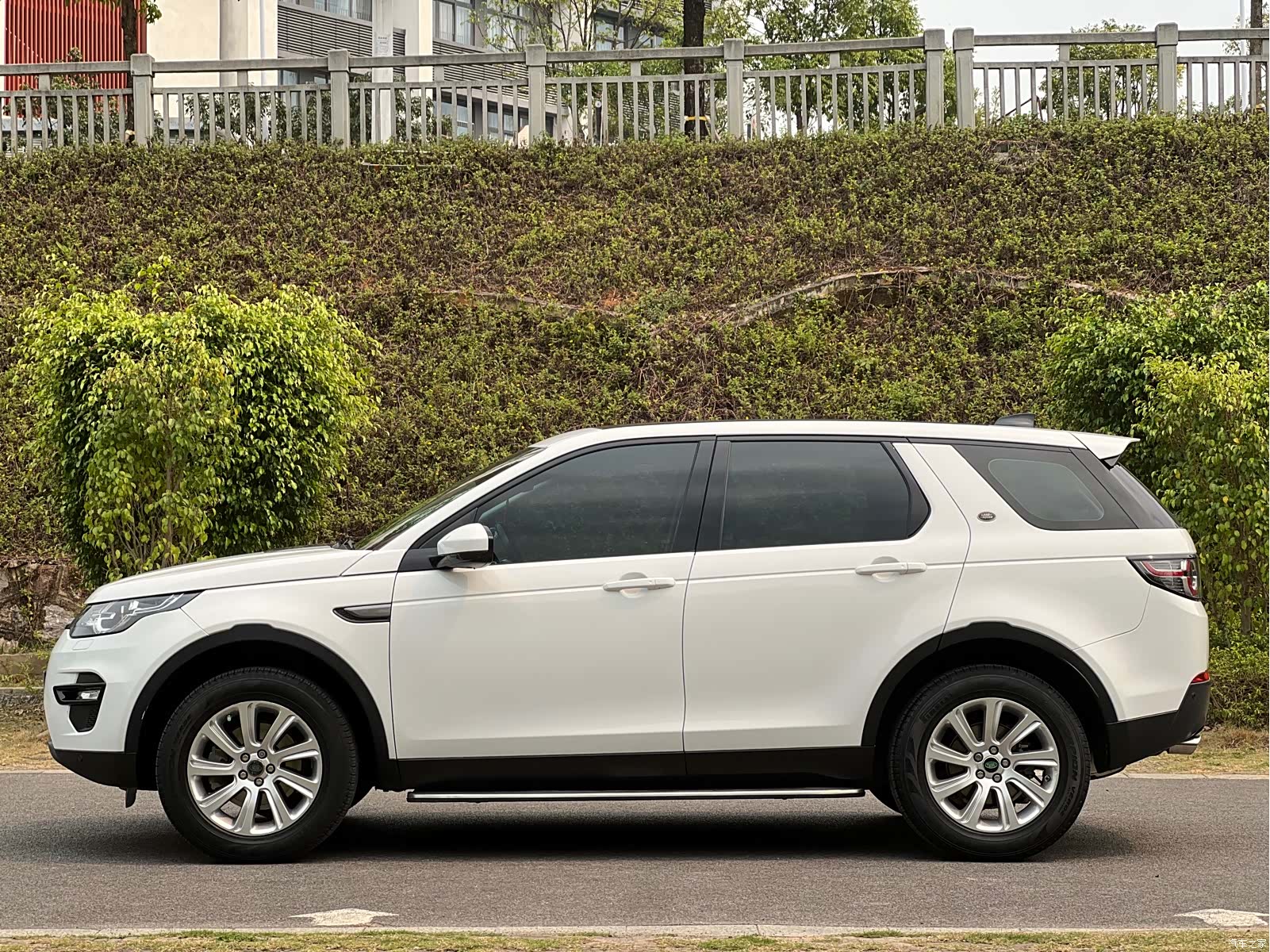 Land Rover Discovery, 2017 4