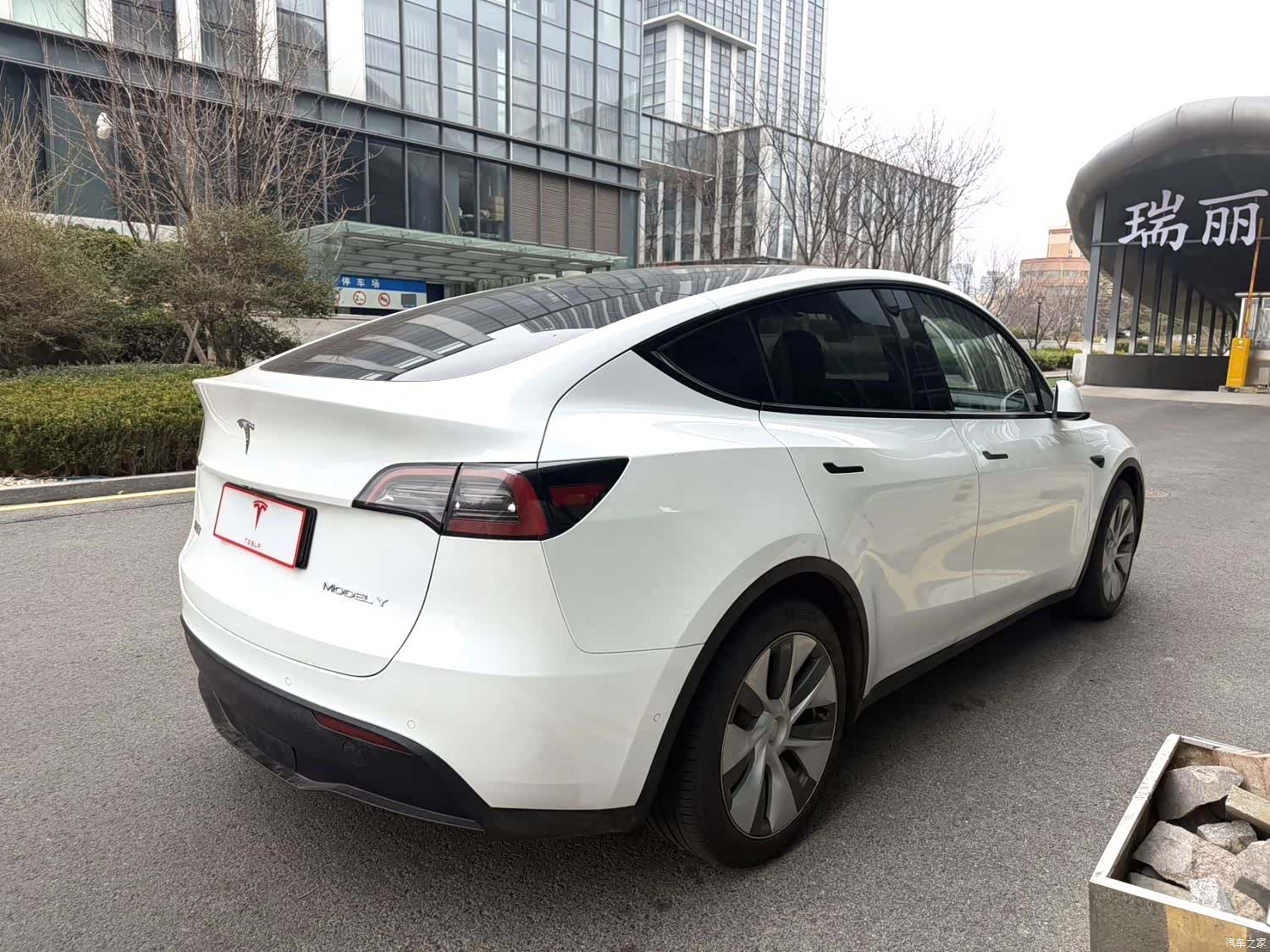 Tesla Model Y, 2022 6