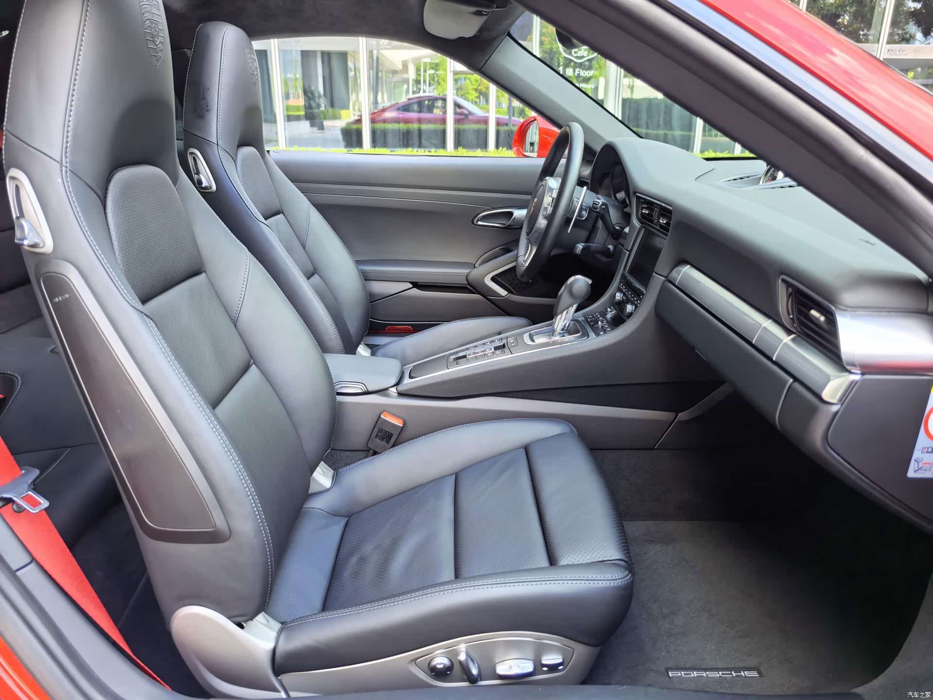 Porsche 911, 2015 25