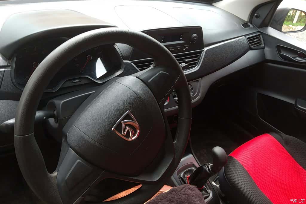 Wuling 310, 2017 12