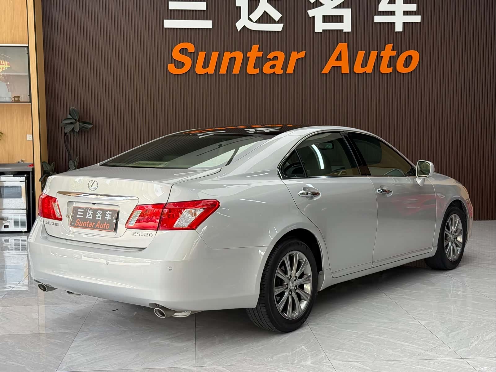 Lexus ES, 2009 6