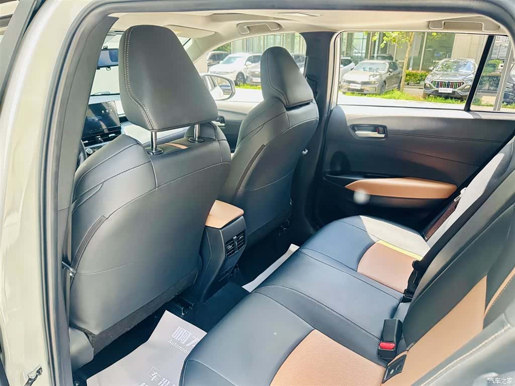 Toyota Frontlander, 2023 10