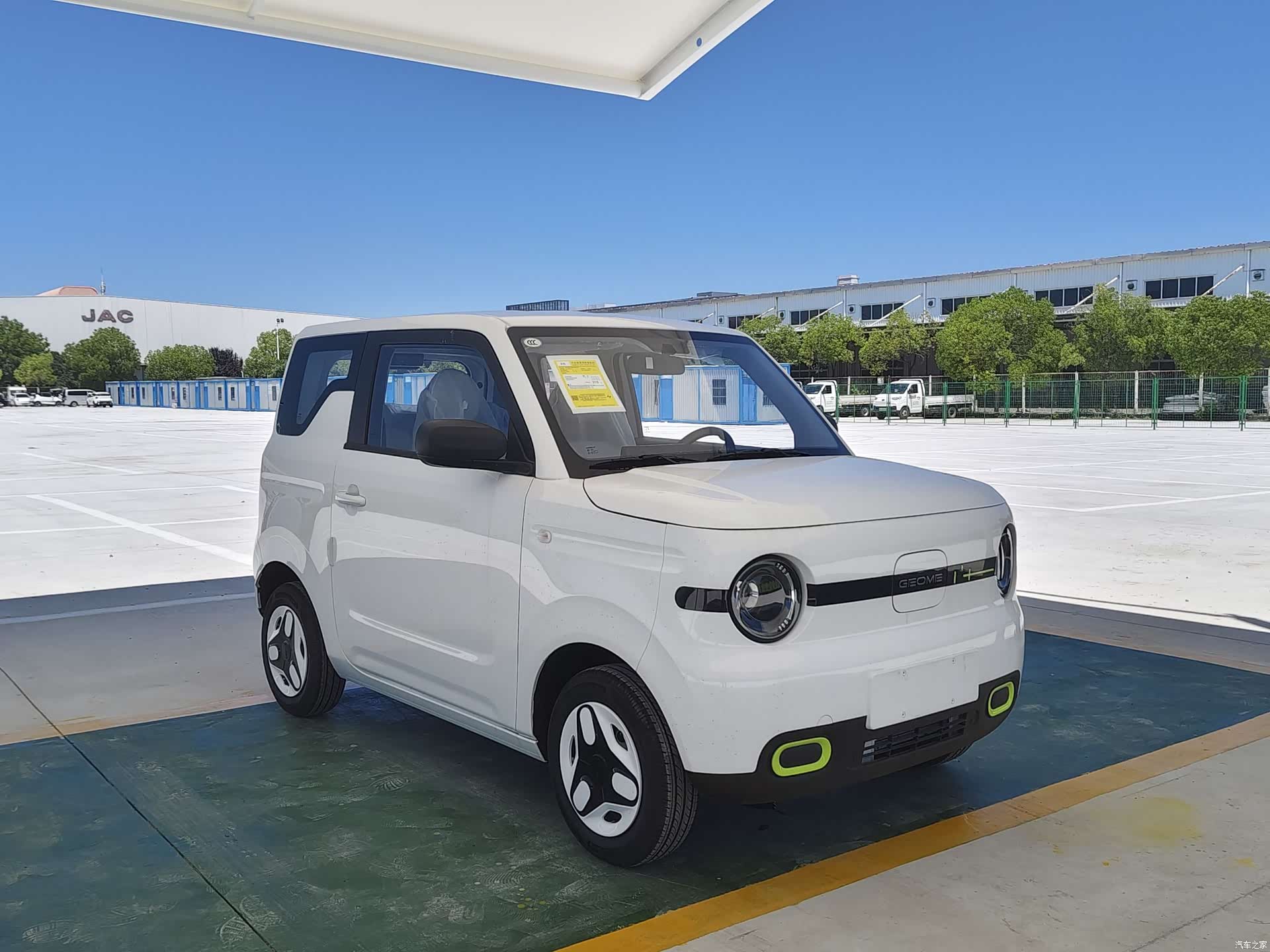 Geely Panda, 2025 3