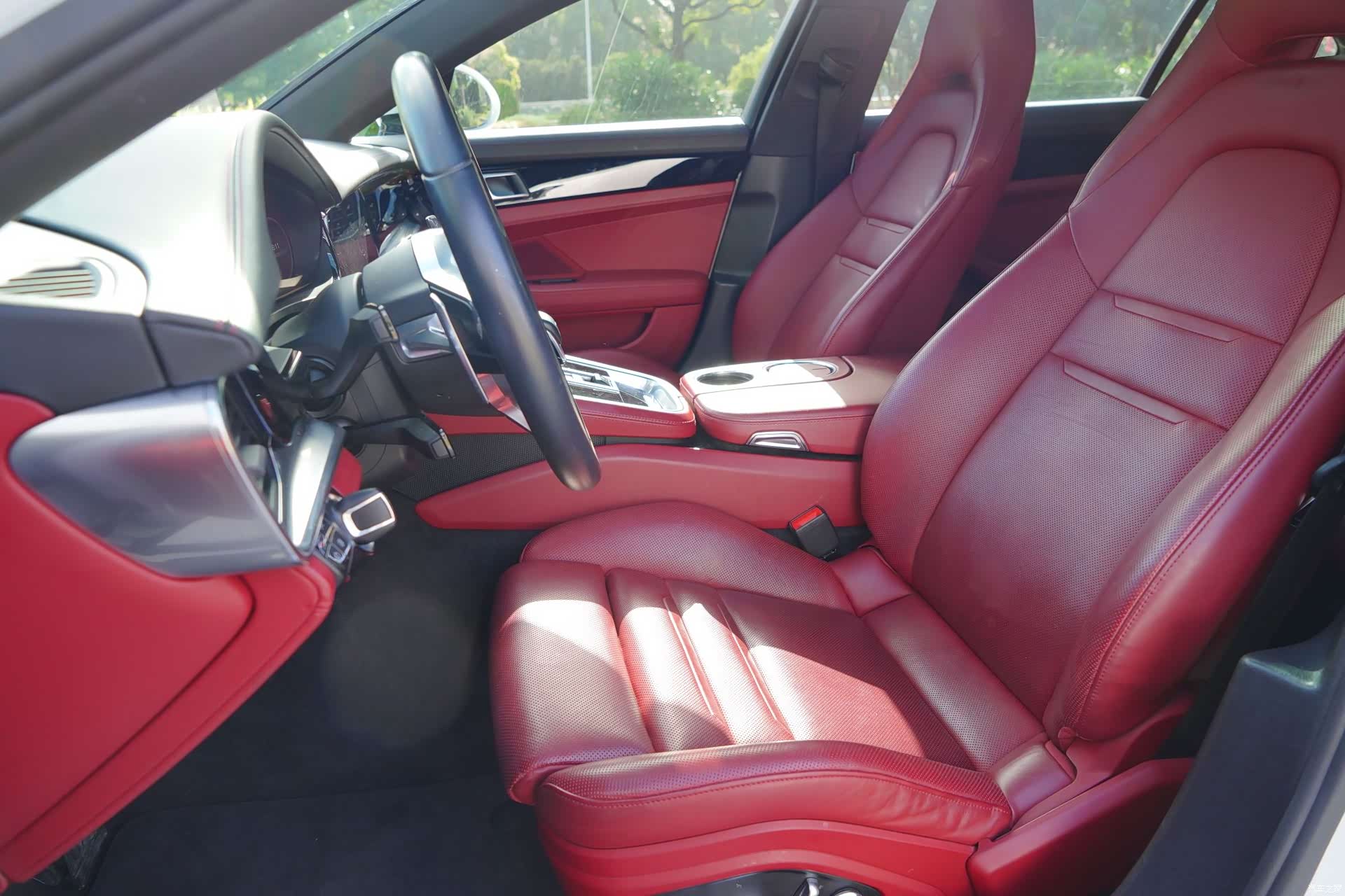 Porsche Panamera, 2018 4