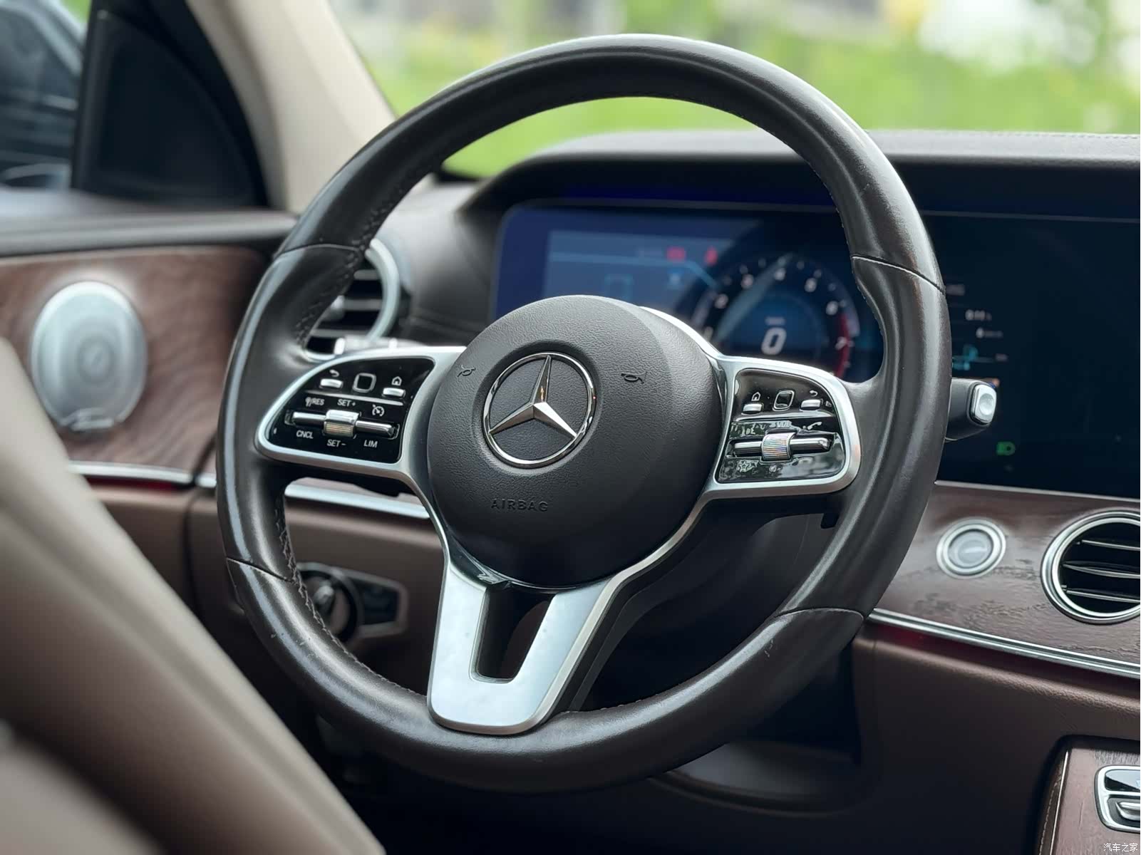Mercedes-Benz E-Class, 2020 9