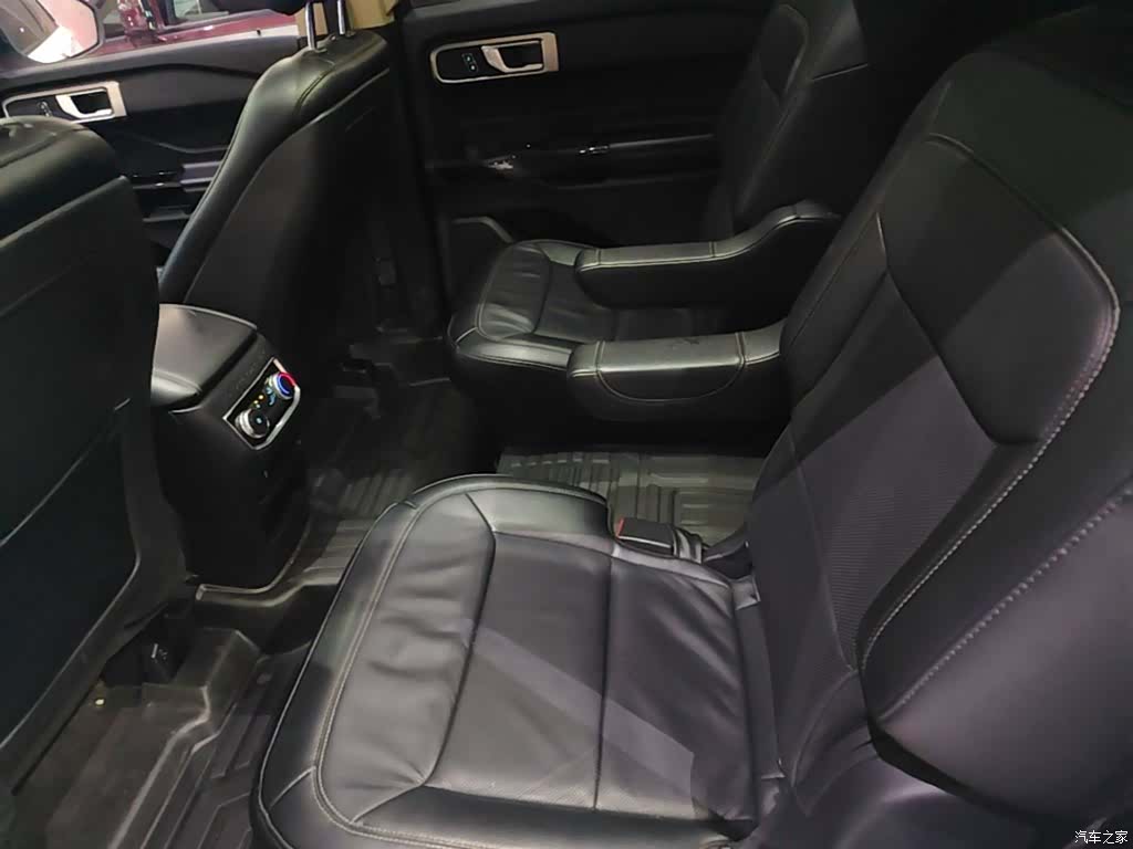 Ford Explorer, 2021 17