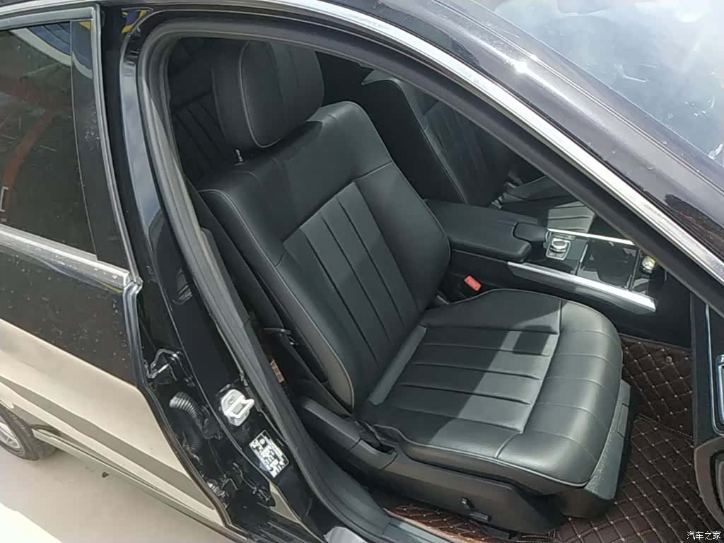 Mercedes-Benz E-Class, 2015 25