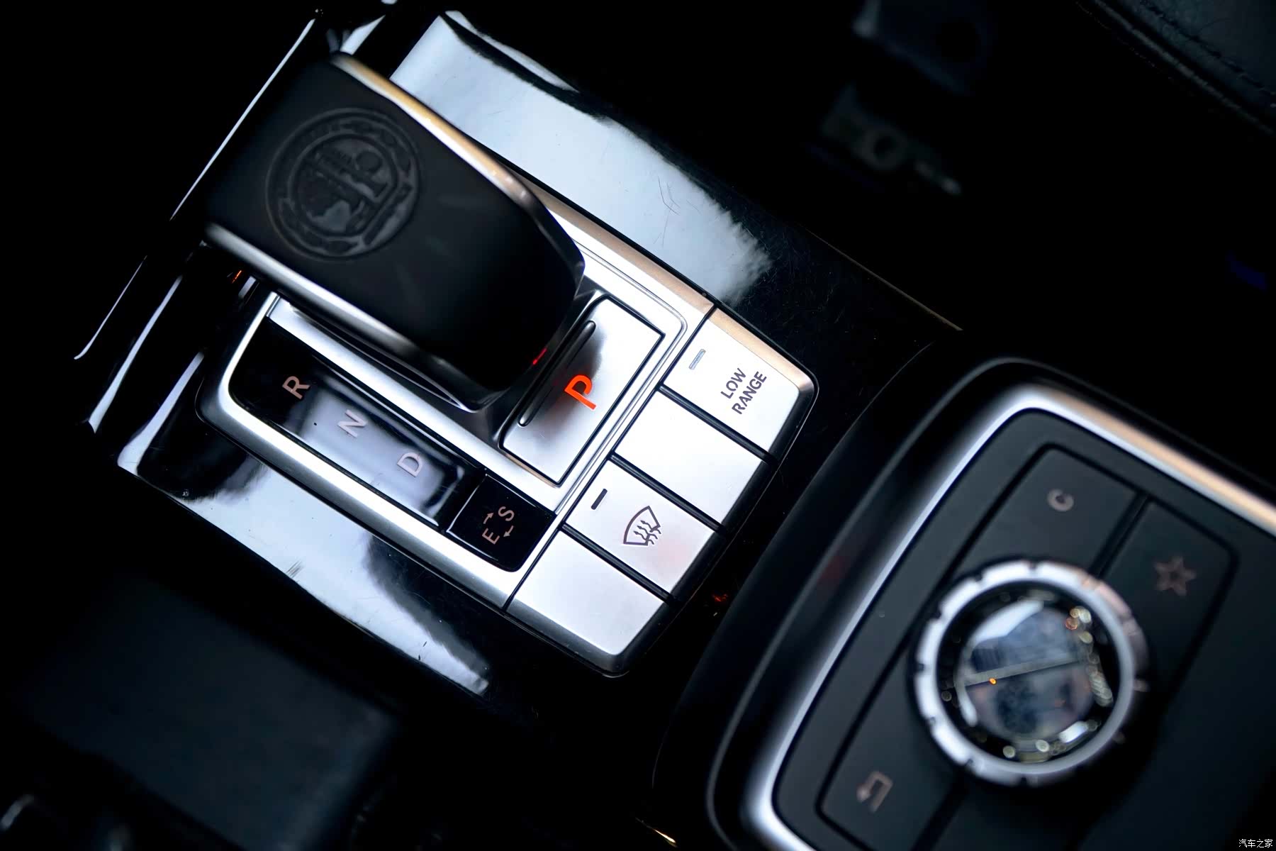 Mercedes-Benz G-Class, 2015 17