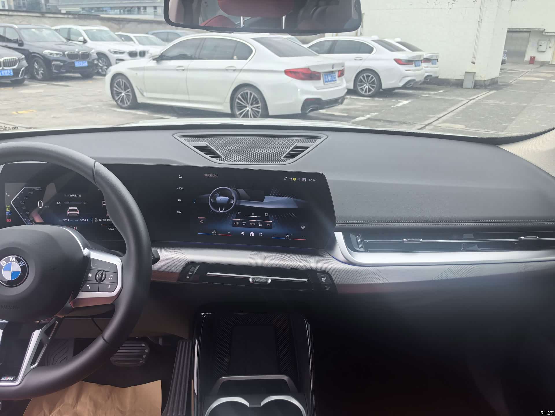 BMW X1, 2025 6