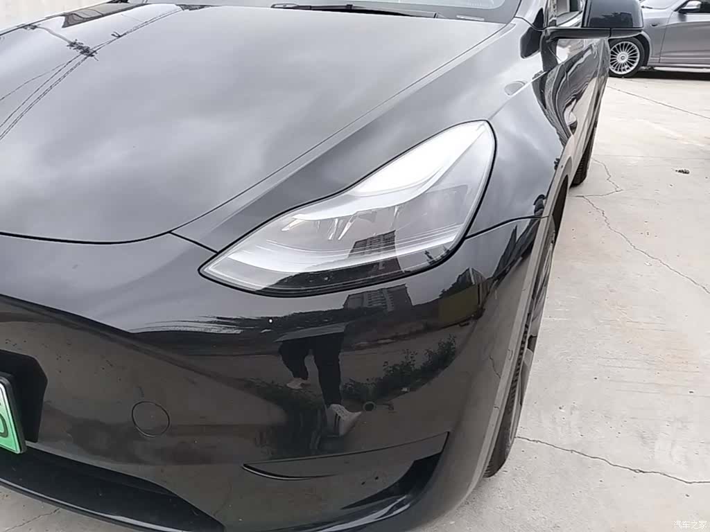 Tesla Model Y, 2024 24