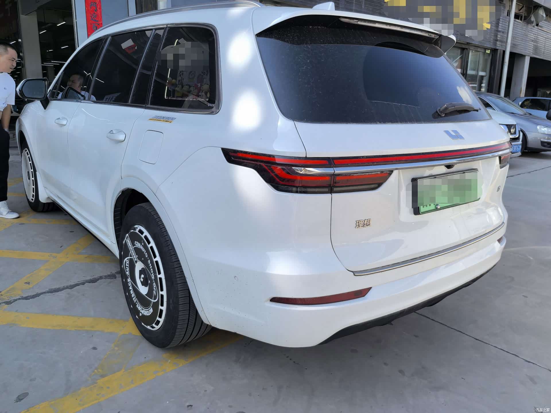 Li Auto ONE, 2022 3