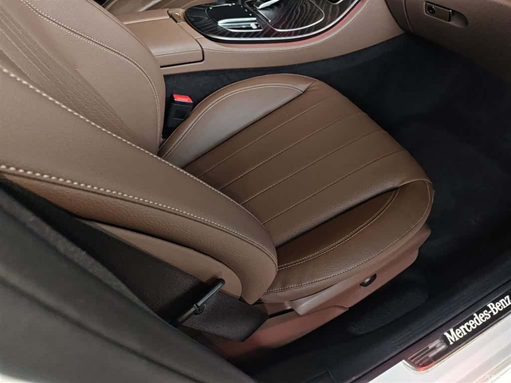 Mercedes-Benz E-Class, 2021 25