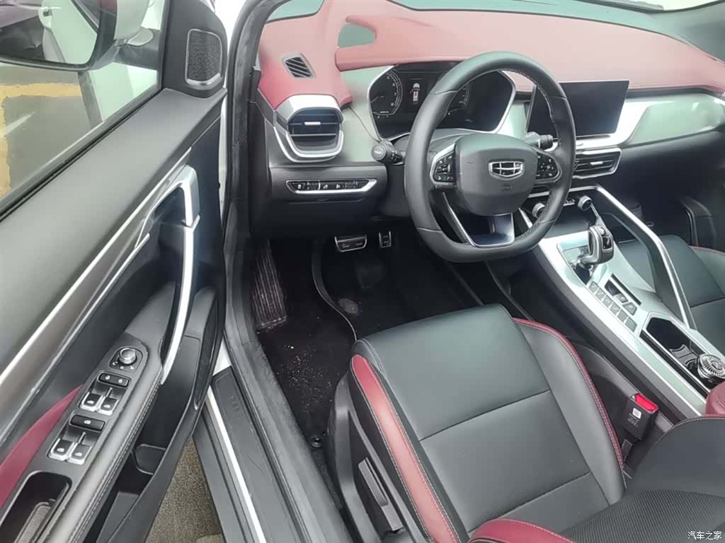 Geely Coolray, 2021 16