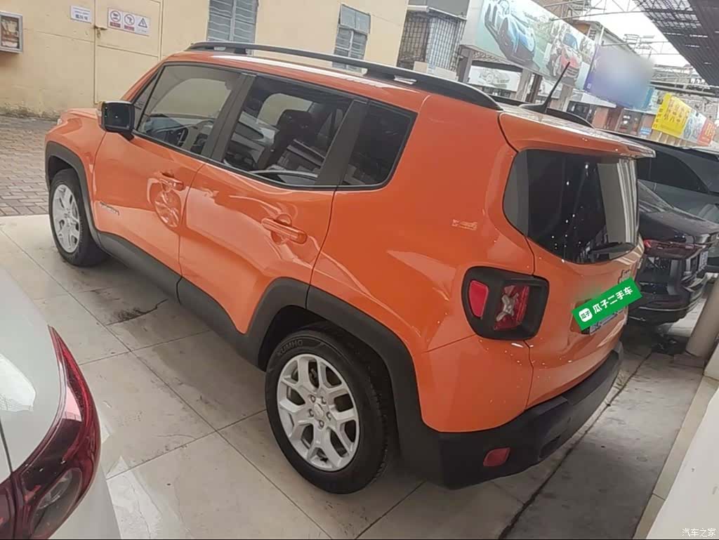 Jeep Renegade, 2017 все фото