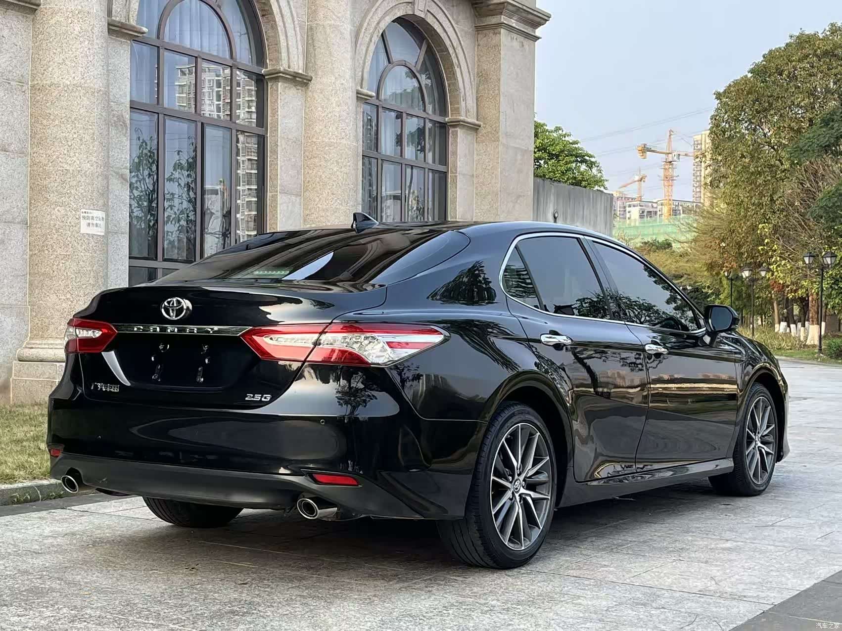 Toyota Camry, 2022 6