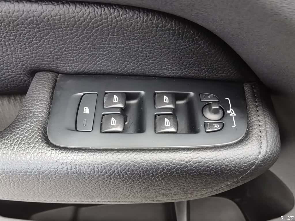 Volvo XC60, 2018 9