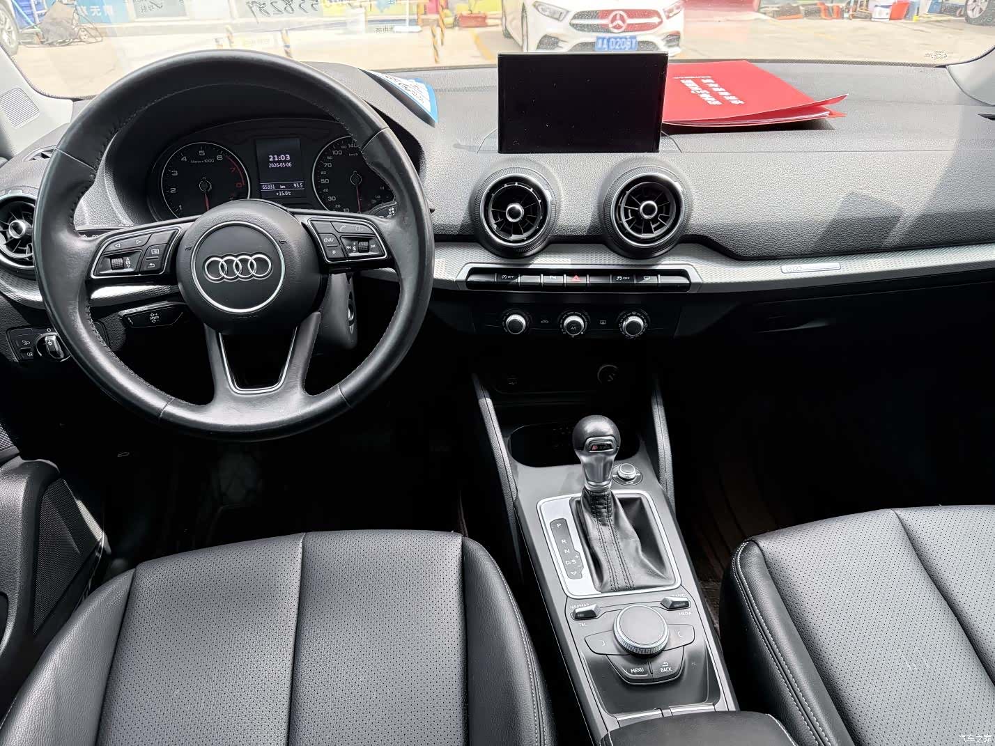 Audi Q2L, 2021 11