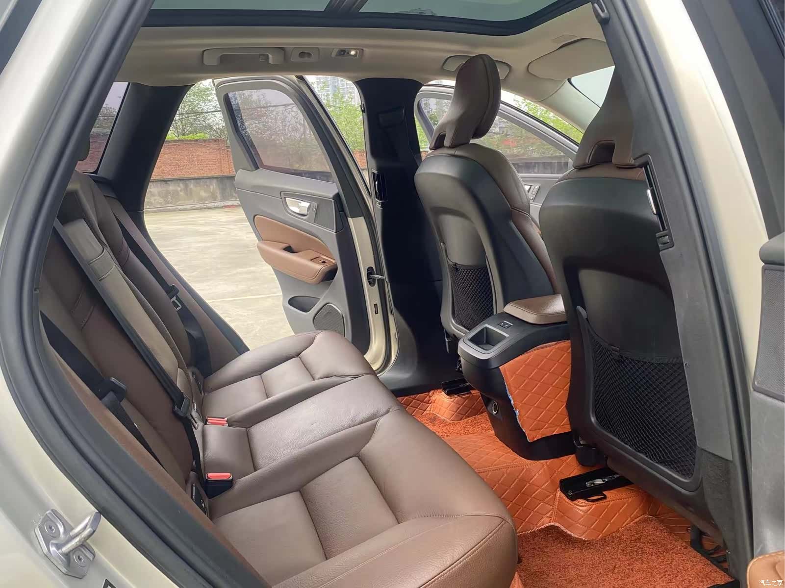 Volvo XC60, 2019 8