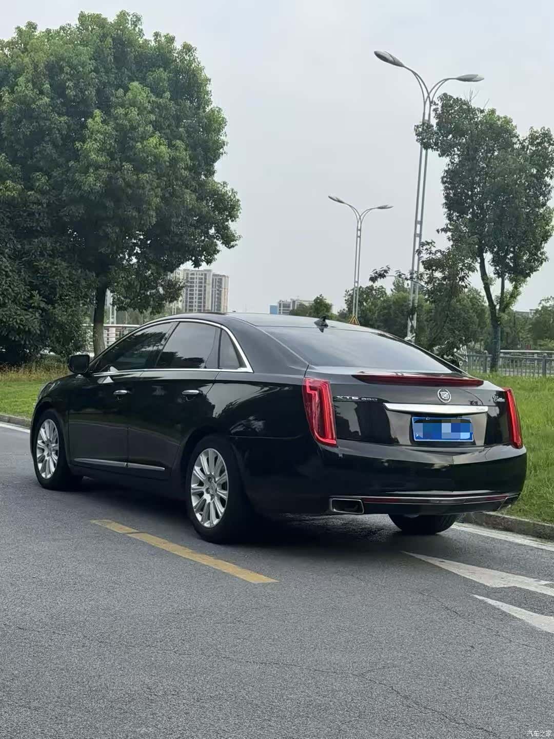 Cadillac XTS, 2015 4