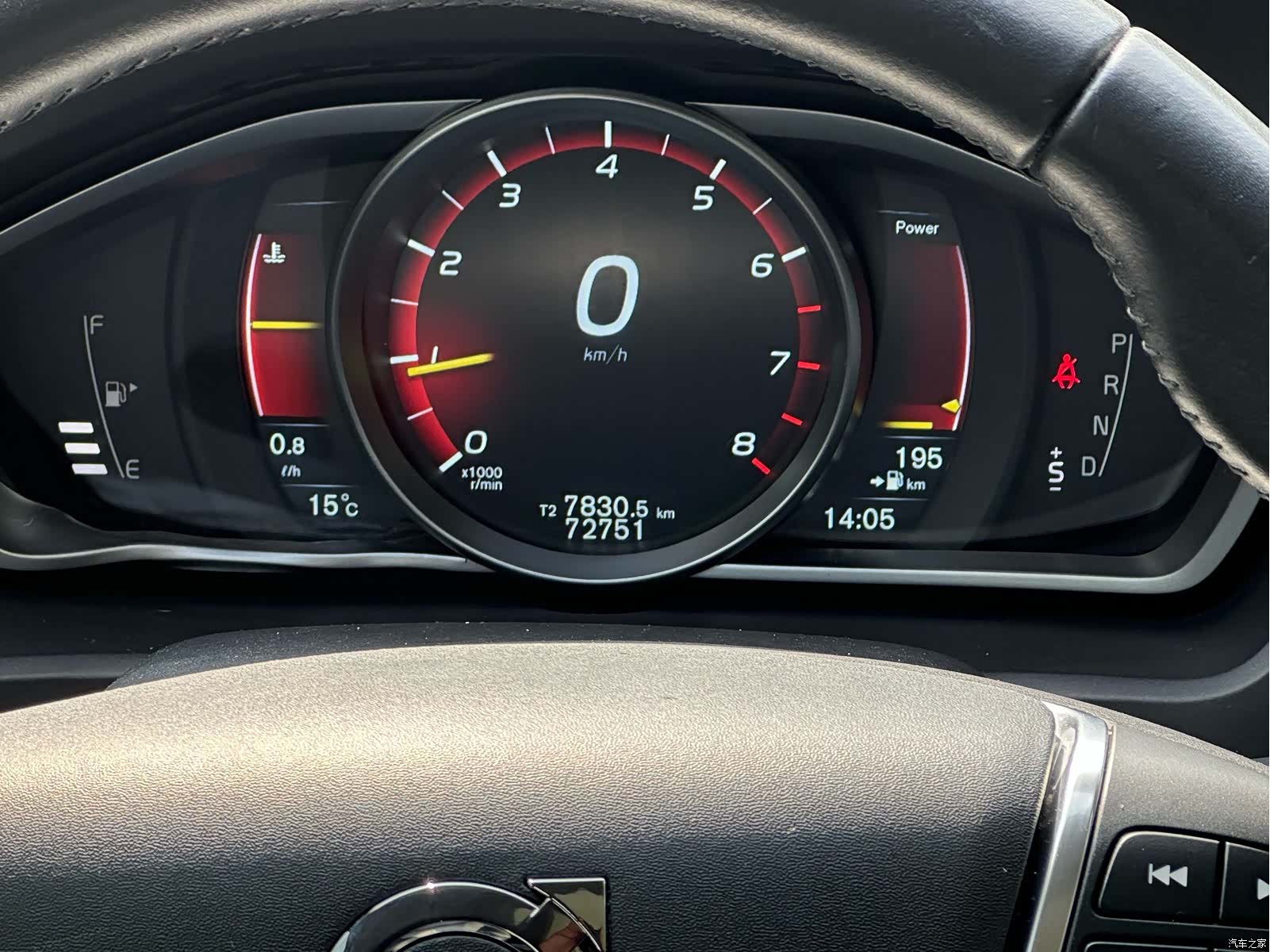 Volvo V40, 2016 14