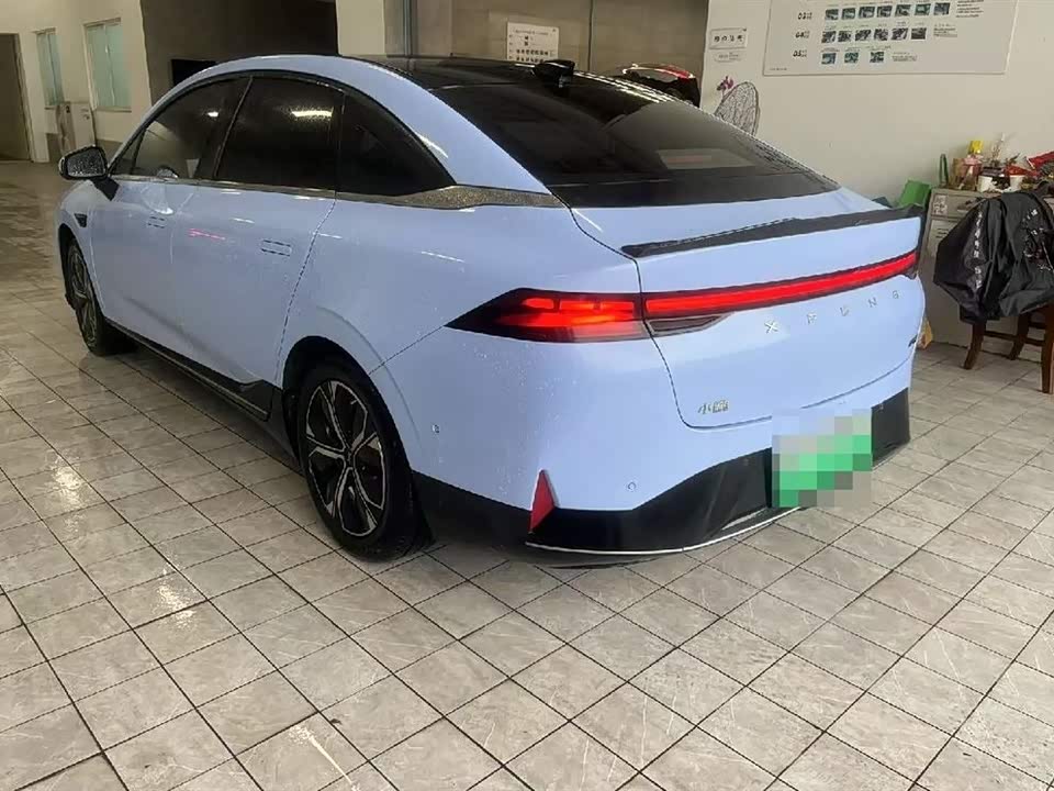 XPENG P5