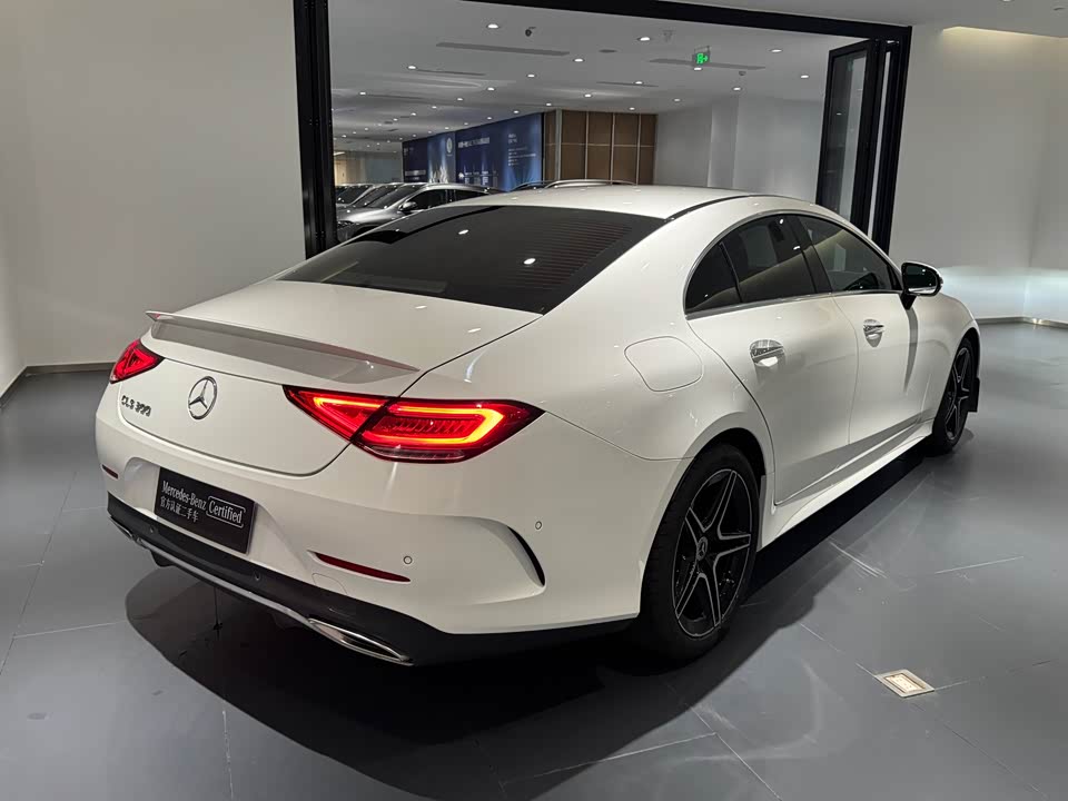 Mercedes-Benz CLS