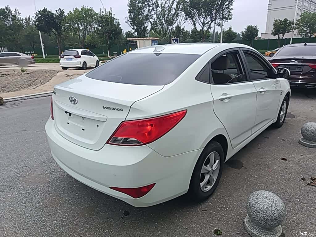 Hyundai GLS, 2016 7