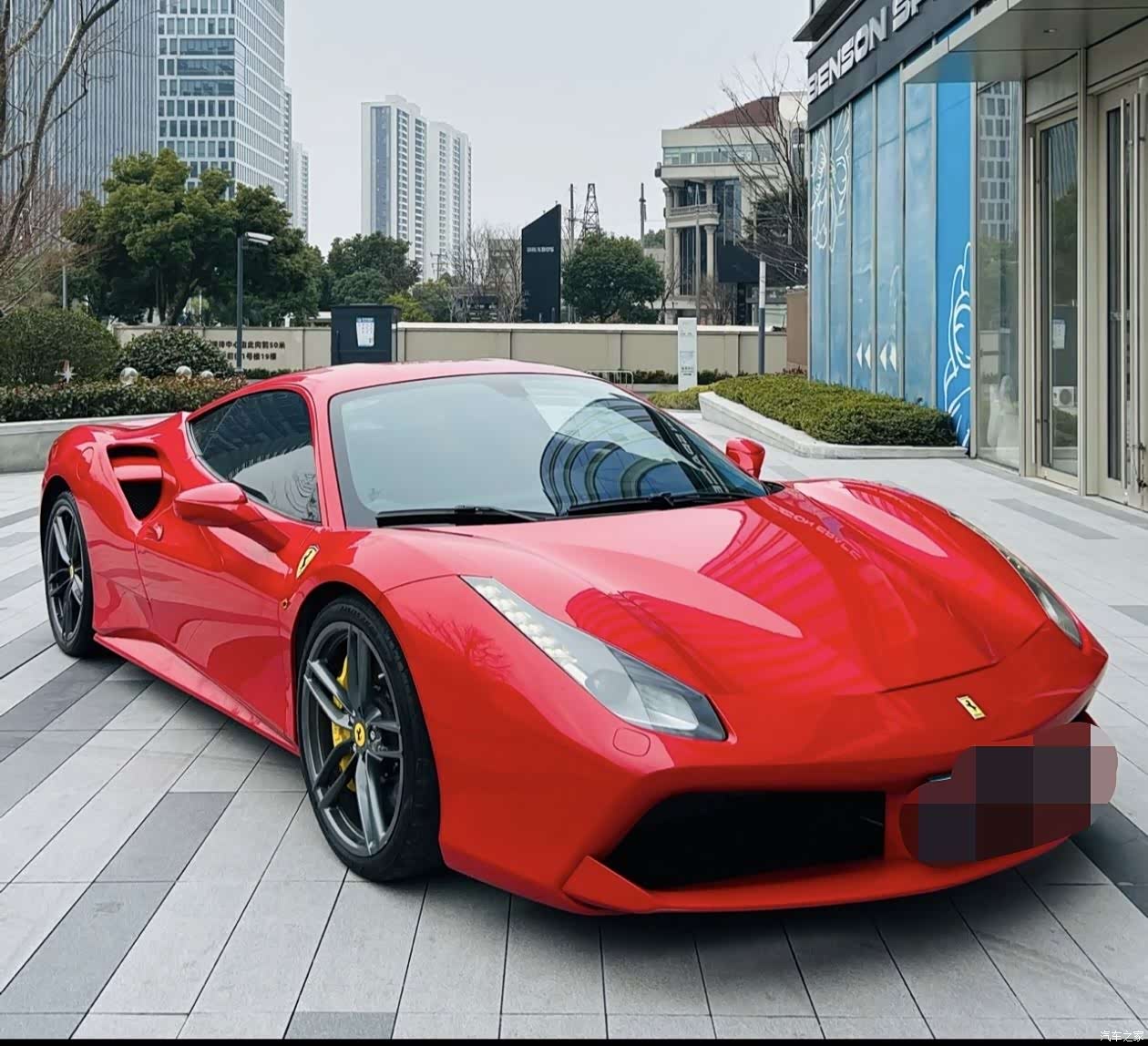 Ferrari 488, 2016 1