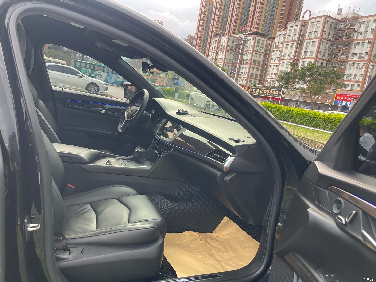 Cadillac CT6, 2018 11