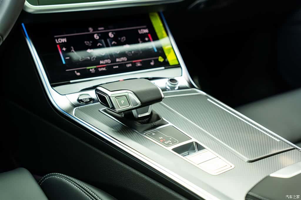 Audi A6L, 2026 12