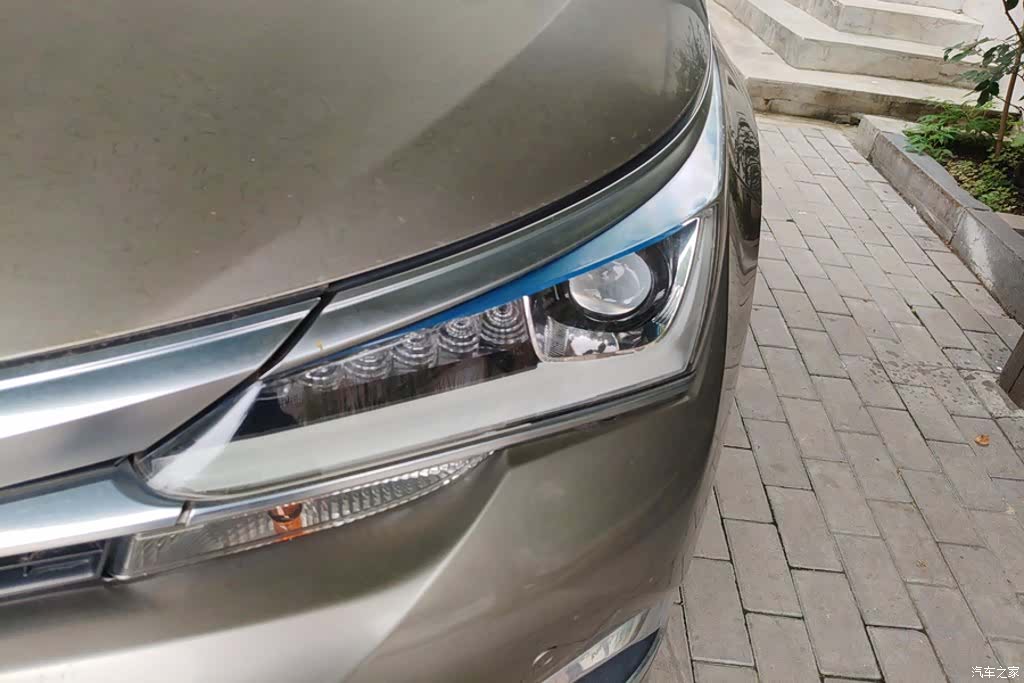 Toyota Corolla, 2016 все фото