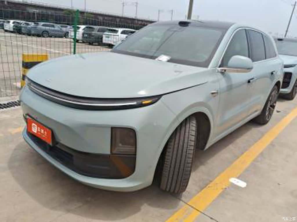 Li Auto L6, 2025 1