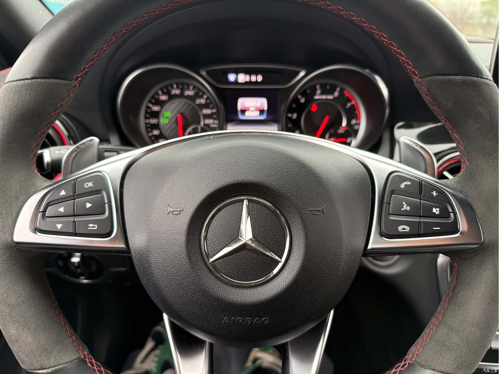 Mercedes-Benz GLA, 2018 14