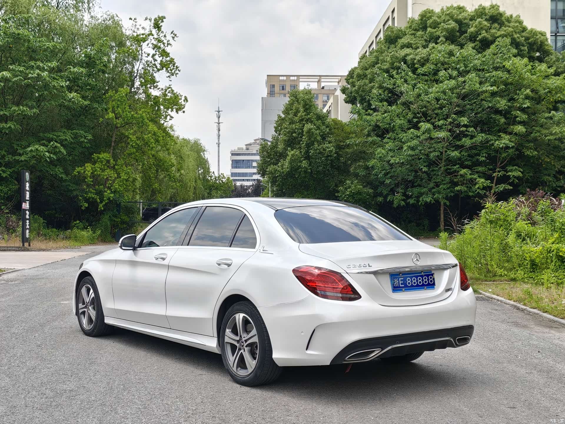 Mercedes-Benz C-Class, 2020 4