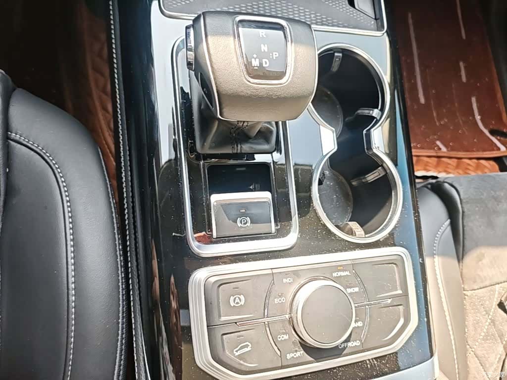 Hongqi HS7, 2021 14