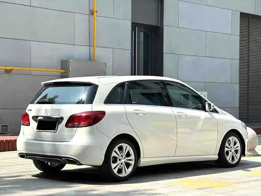 Mercedes-Benz B-Class, 2017 9