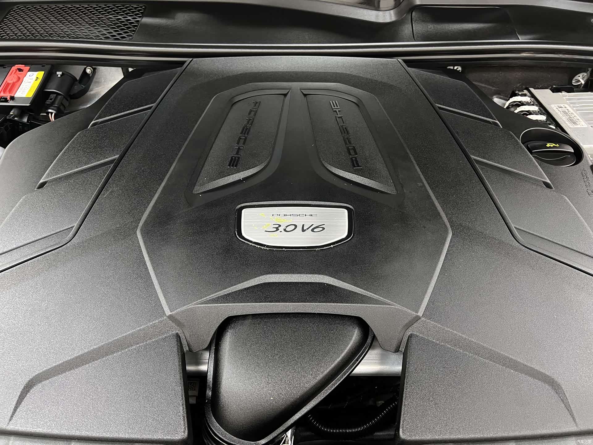 Porsche Cayenne, 2020 36