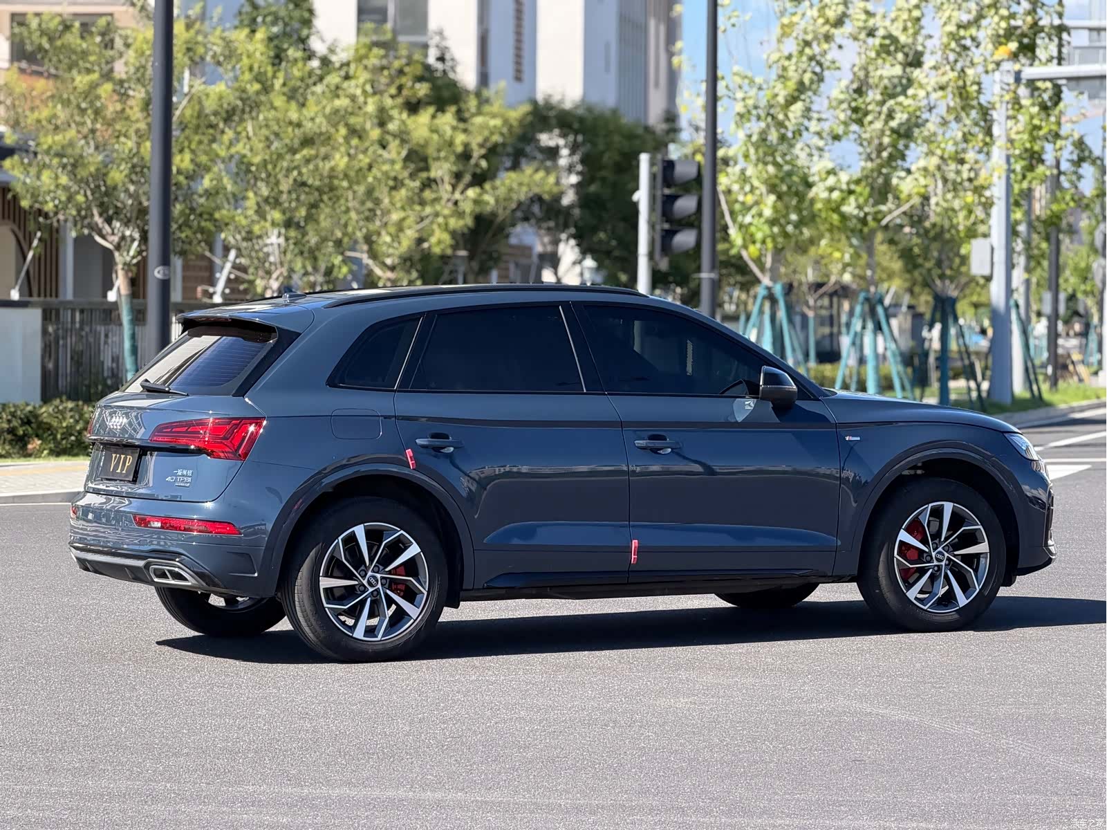 Audi Q5L, 2025 17