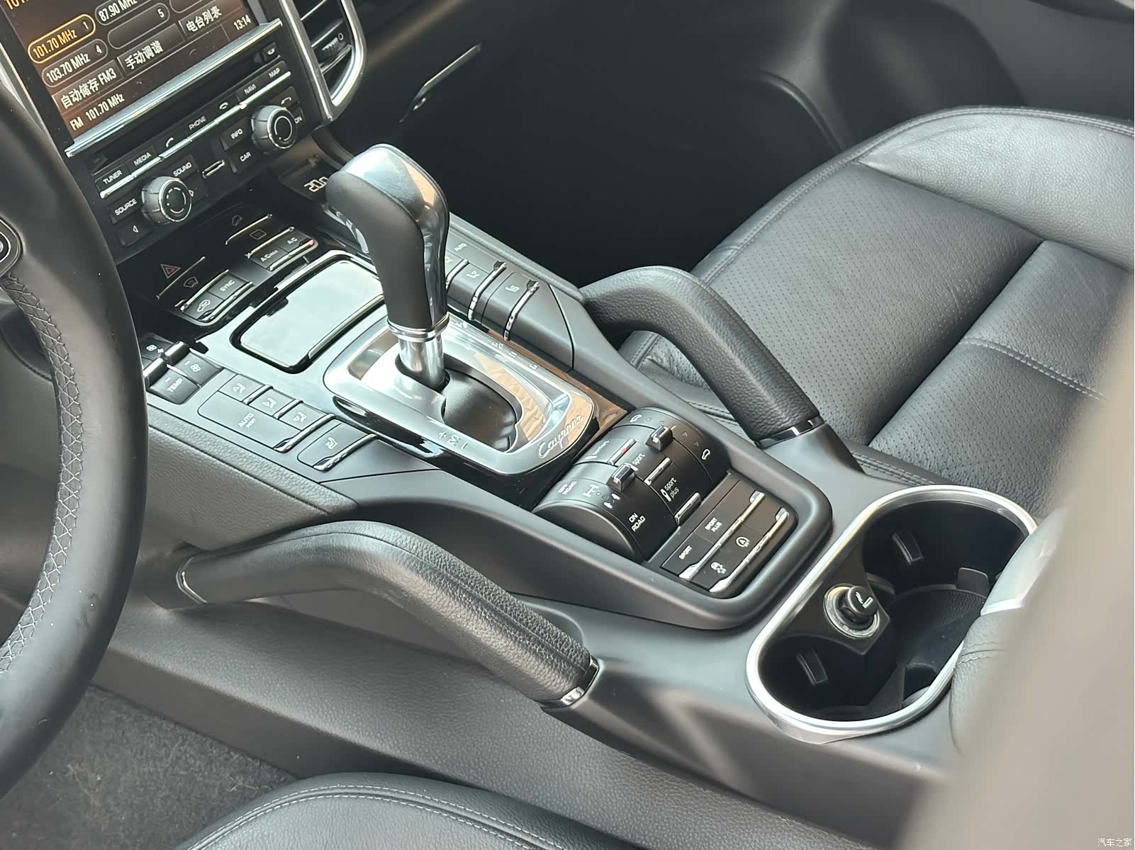 Porsche Cayenne, 2015 12