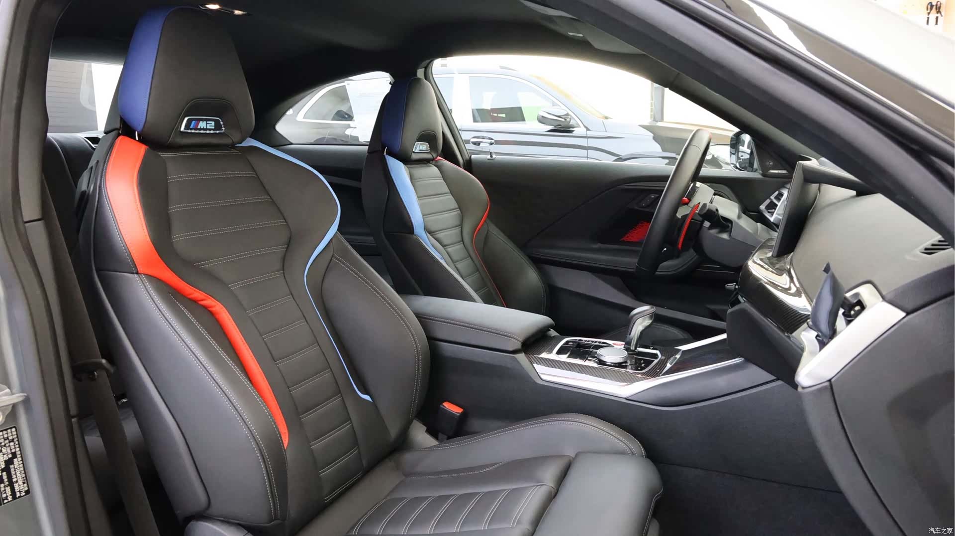BMW M2, 2025 14